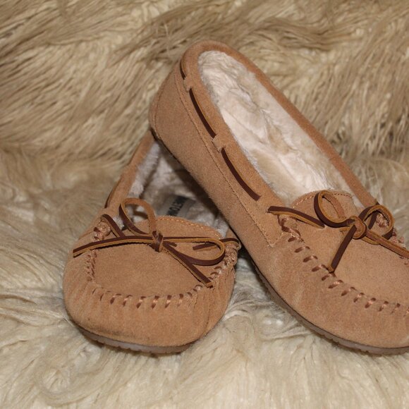 MINNETONKA Cally Slipper Moccasin - Picture 2 of 5